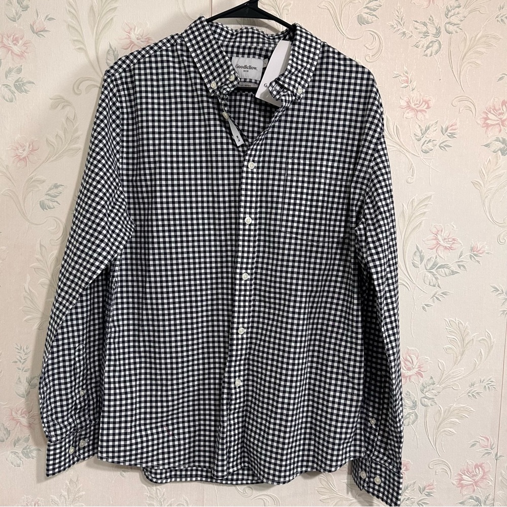 3. Goodfellow Men Slim Tshirt